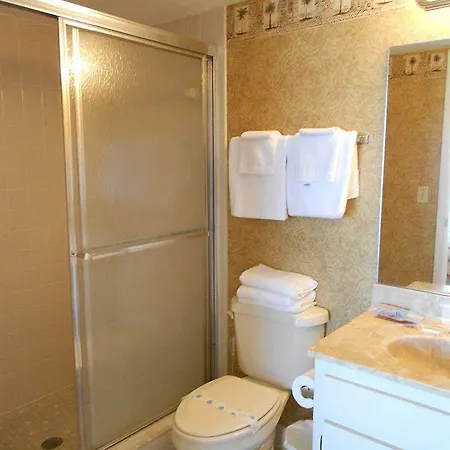Sunglow Resort 305
